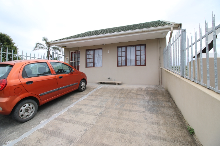 4 Bedroom Property for Sale in Beacon Bay Eastern Cape